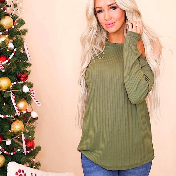 🆕🌿🖤WHITE BIRCH: BLACK Cold Shoulder Ribbed Top SMALL - Picture 5 of 7